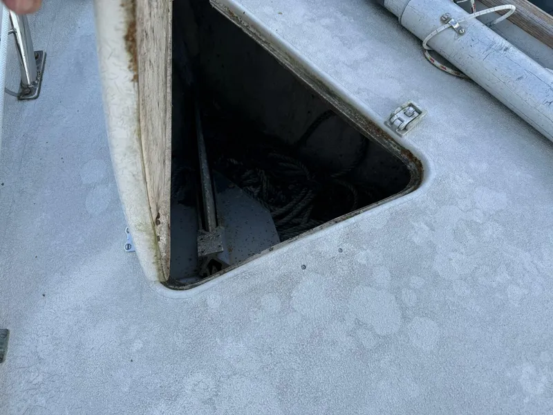 Slide: The Image of Sadler 34 1985 - 4764807