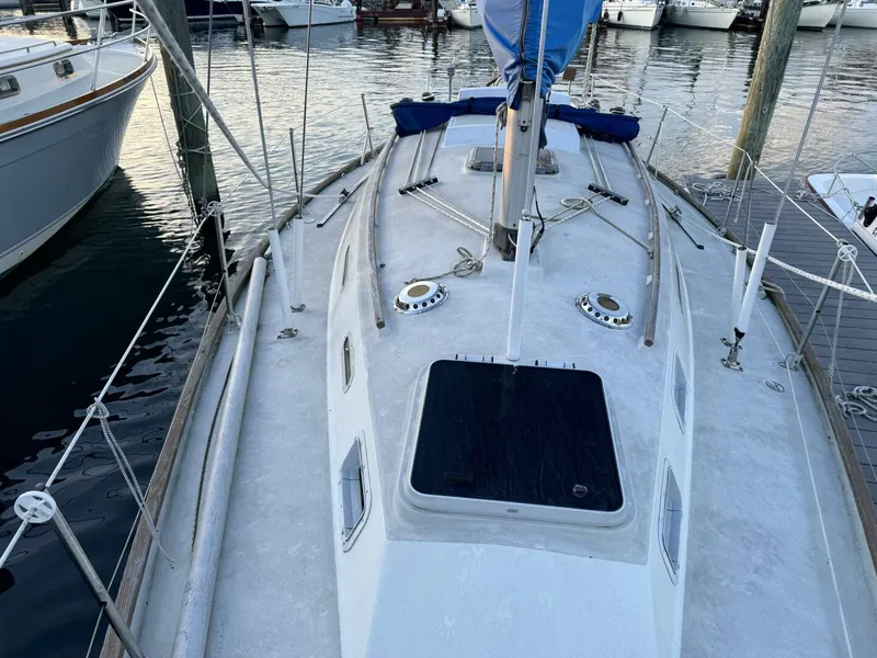 Slide: The Image of Sadler 34 1985 - 4764808