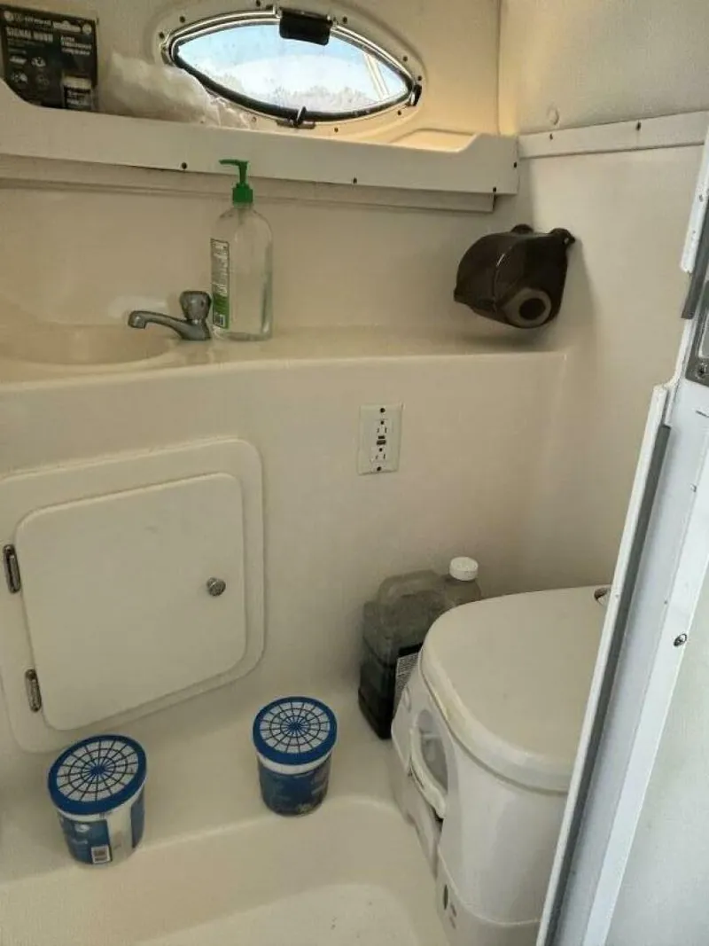 Slide: The Image of Sport-Craft 272 2000 - 4777016