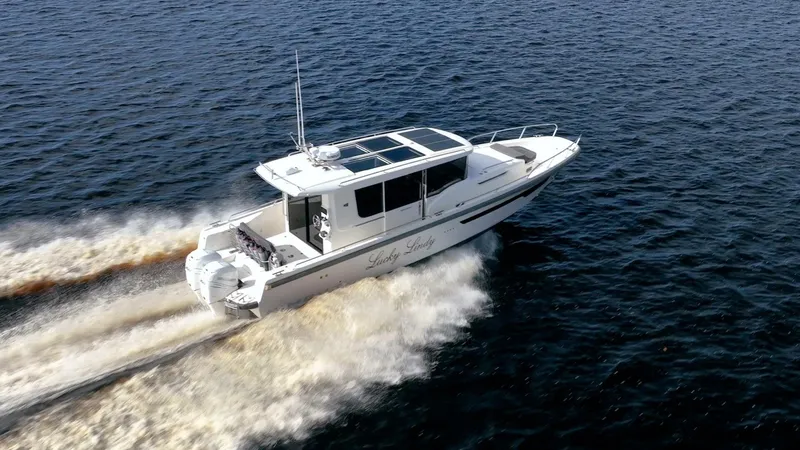 Slide: The Image of Nimbus C-11 2021 - 4766219