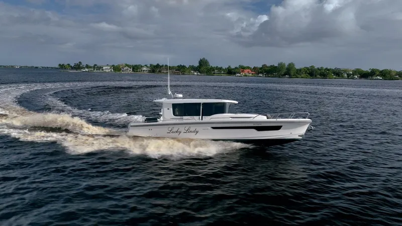 Slide: The Image of Nimbus C-11 2021 - 4766224