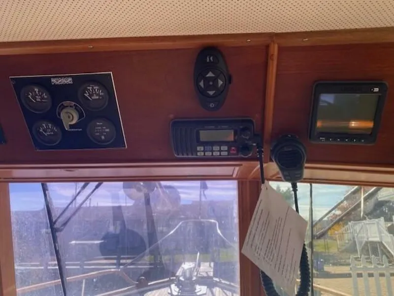 Slide: The Image of Genset Panel, VHF and Depth Finder - 4766402