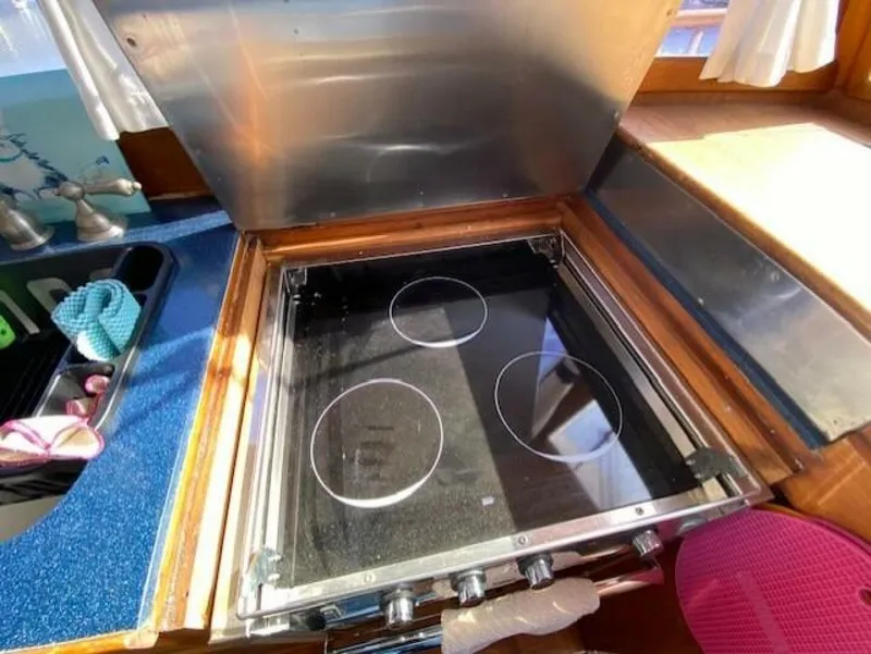 Slide: The Image of Force 10 Electric 3 Burner - 4766406