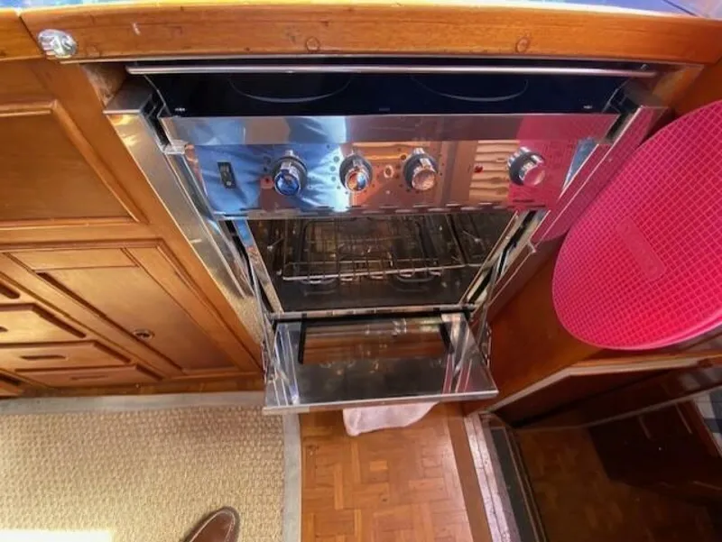 Slide: The Image of Force 10 Oven - 4766388