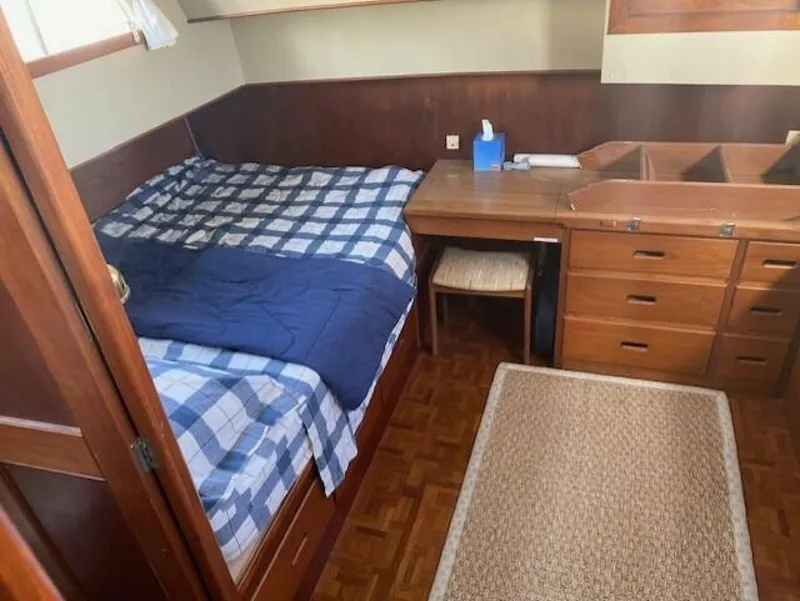 Slide: The Image of Master Stateroom  - 4766398