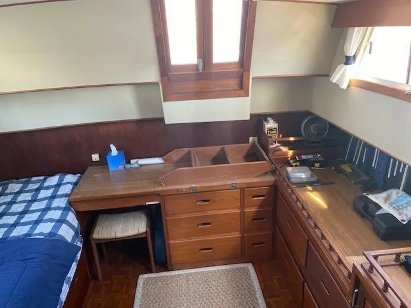 Slide: The Image of Master Stateroom Looking Aft - 4766435