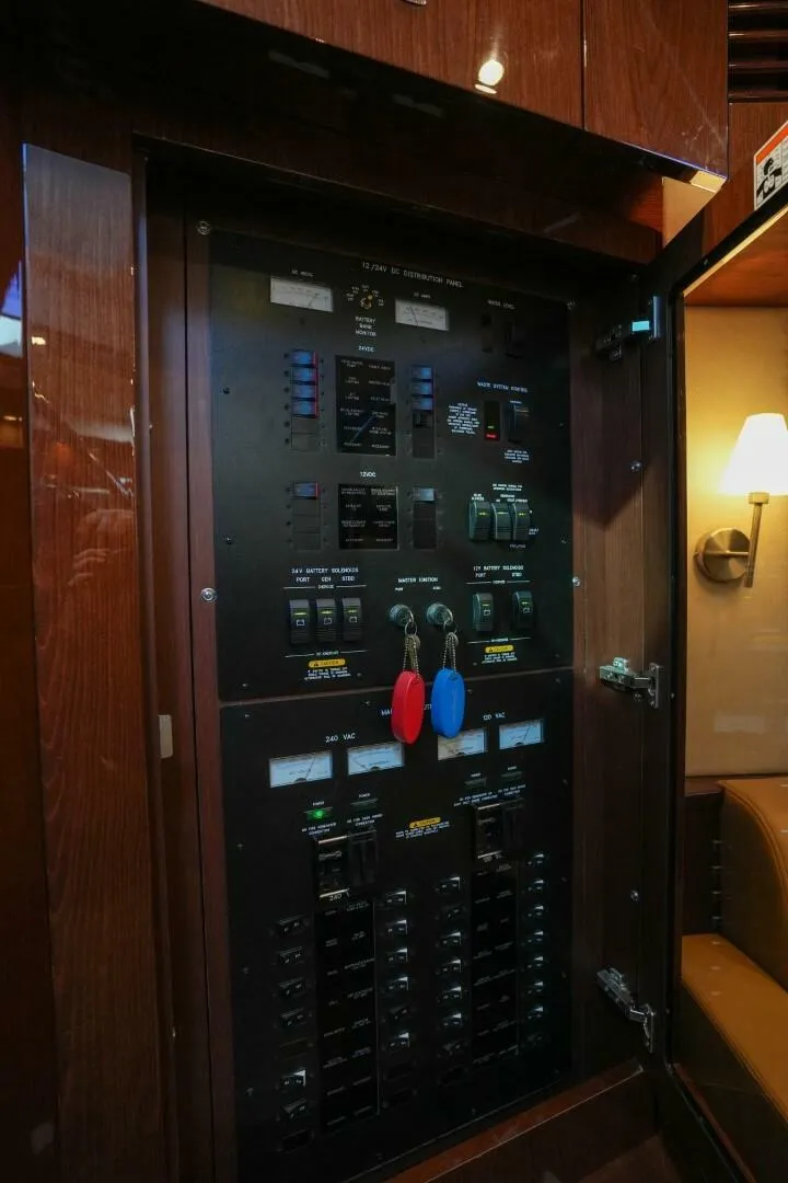 Slide: The Image of Sea Ray 610 Sundancer 2013 - 4769860