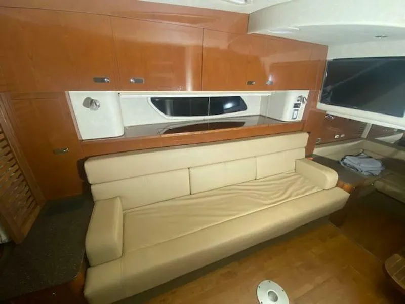 Slide: The Image of Sea Ray 370 Sundancer 2012 - 4767445