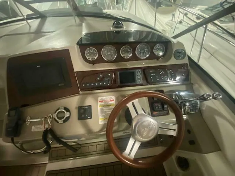 Slide: The Image of Sea Ray 370 Sundancer 2012 - 4767429