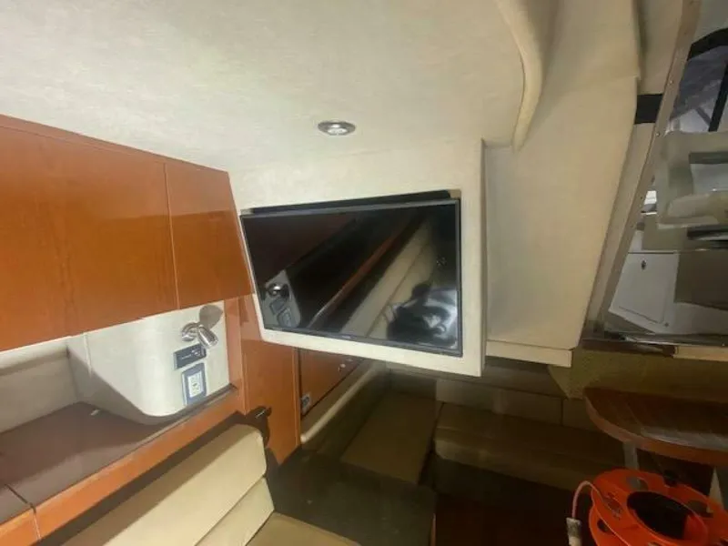 Slide: The Image of Sea Ray 370 Sundancer 2012 - 4767448