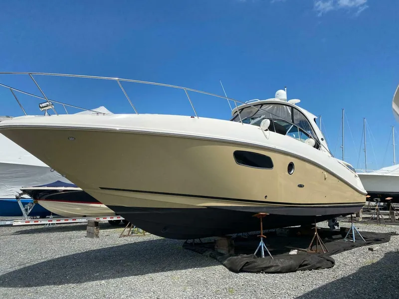 Slide: The Image of Sea Ray 370 Sundancer 2012 - 4767432