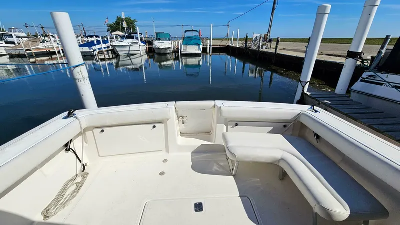 Slide: The Image of Tiara 2900 Coronet 2006 - 4767594