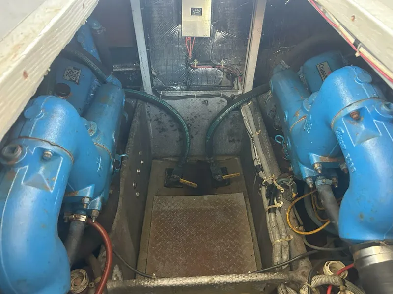 Slide: The Image of Silverton 40 Convertible 1988 - 5042645