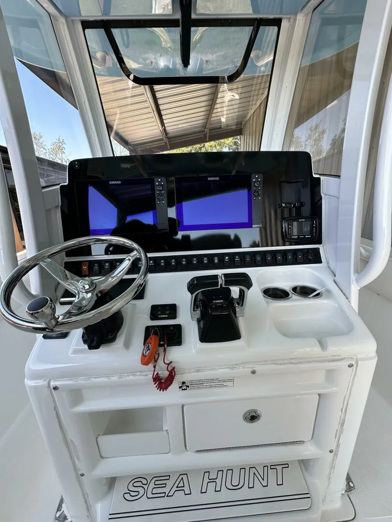 Slide: The Image of Sea Hunt 30 gamefish 2018 - 4768263