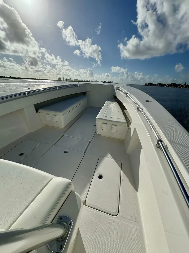 Slide: The Image of Invincible Open Fisherman 2020 - 4777072