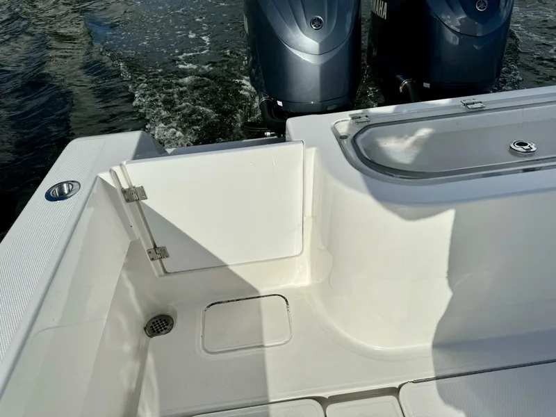 Slide: The Image of Invincible Open Fisherman 2020 - 4777078