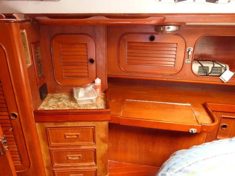 Slide: The Image of Hylas 44 1990 - 4773472