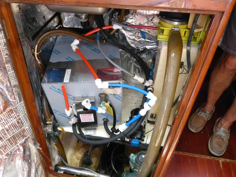 Slide: The Image of Hylas 44 1990 - 4773468