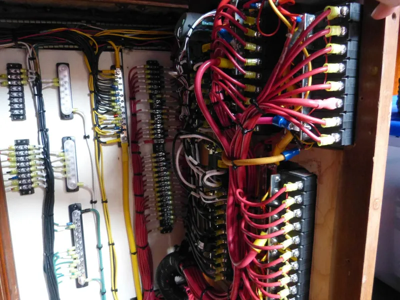 Slide: The Image of Hylas 44 1990 - 4773490