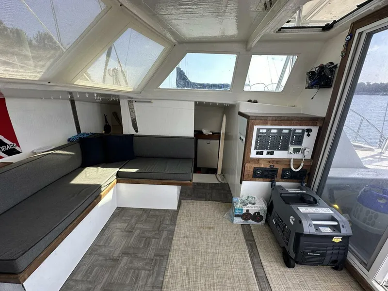 Slide: The Image of Russell Yachts Crowther 1993 - 4771097