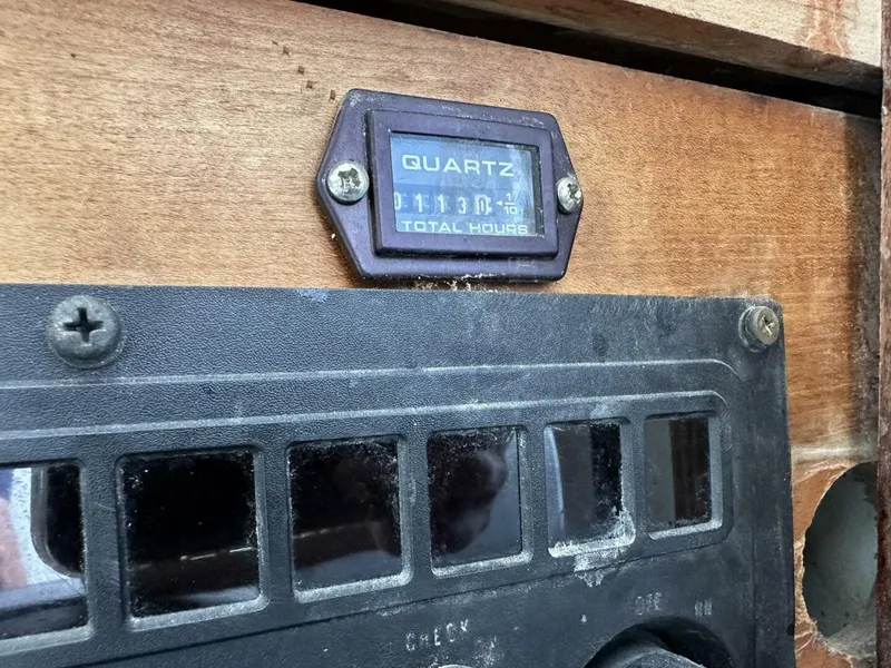 Slide: The Image of Russell Yachts Crowther 1993 - 4771102