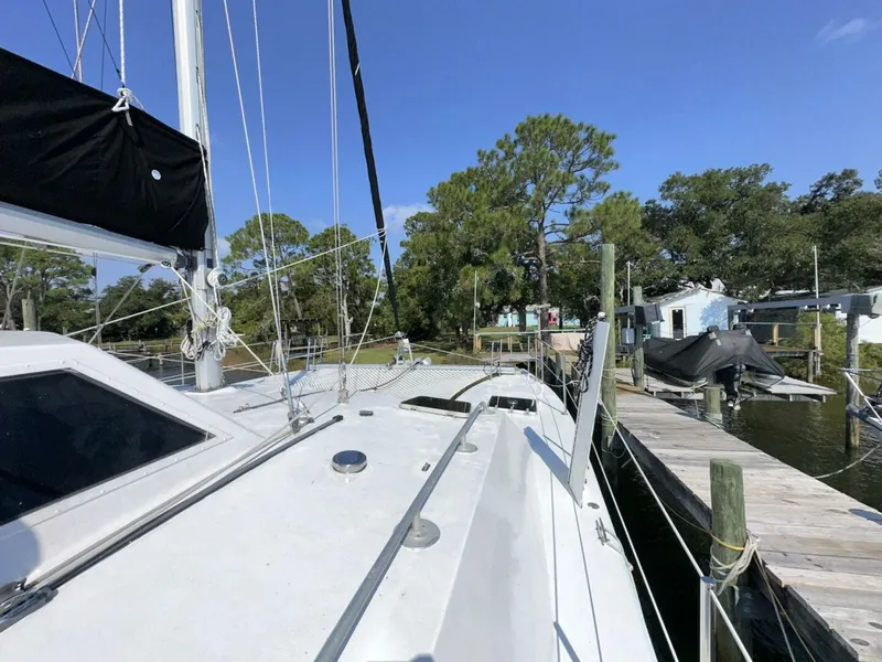 Slide: The Image of Russell Yachts Crowther 1993 - 4771080