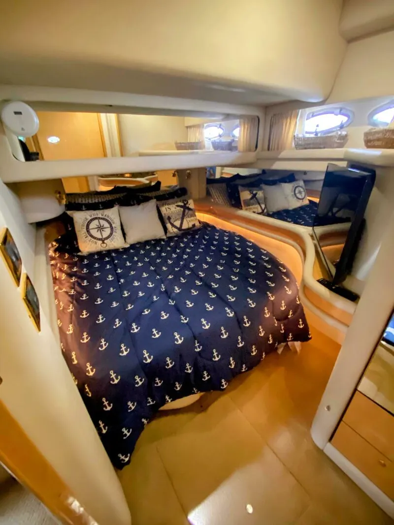 Slide: The Image of Sea Ray 480 Sedan Bridge 1998 - 4771143