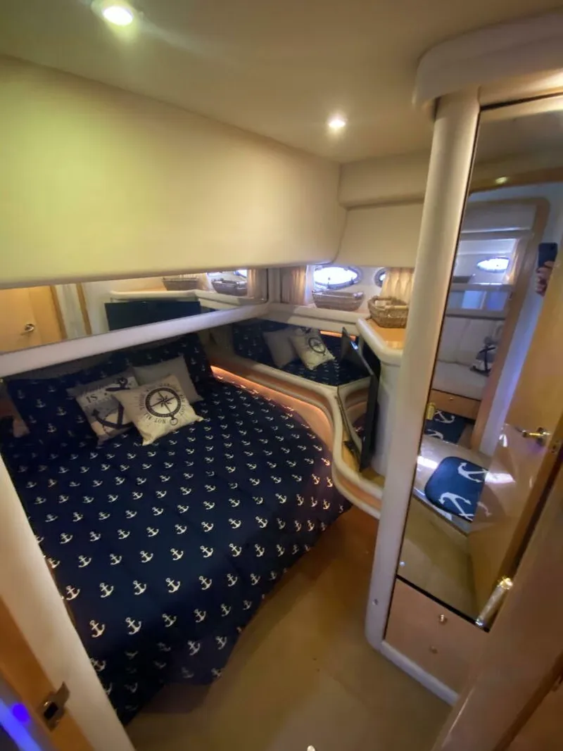 Slide: The Image of Sea Ray 480 Sedan Bridge 1998 - 4771144