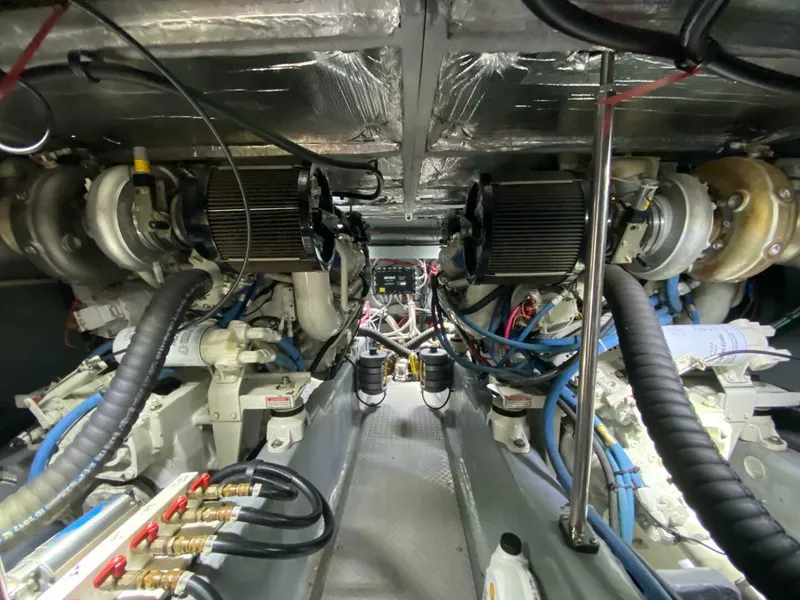 Slide: The Image of Sea Ray 480 Sedan Bridge 1998 - 4771159