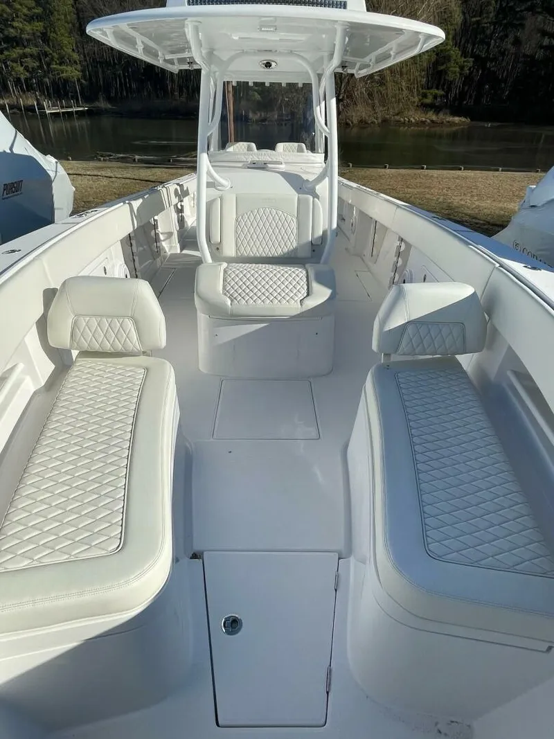 Slide: The Image of Aft Seating - 4772125