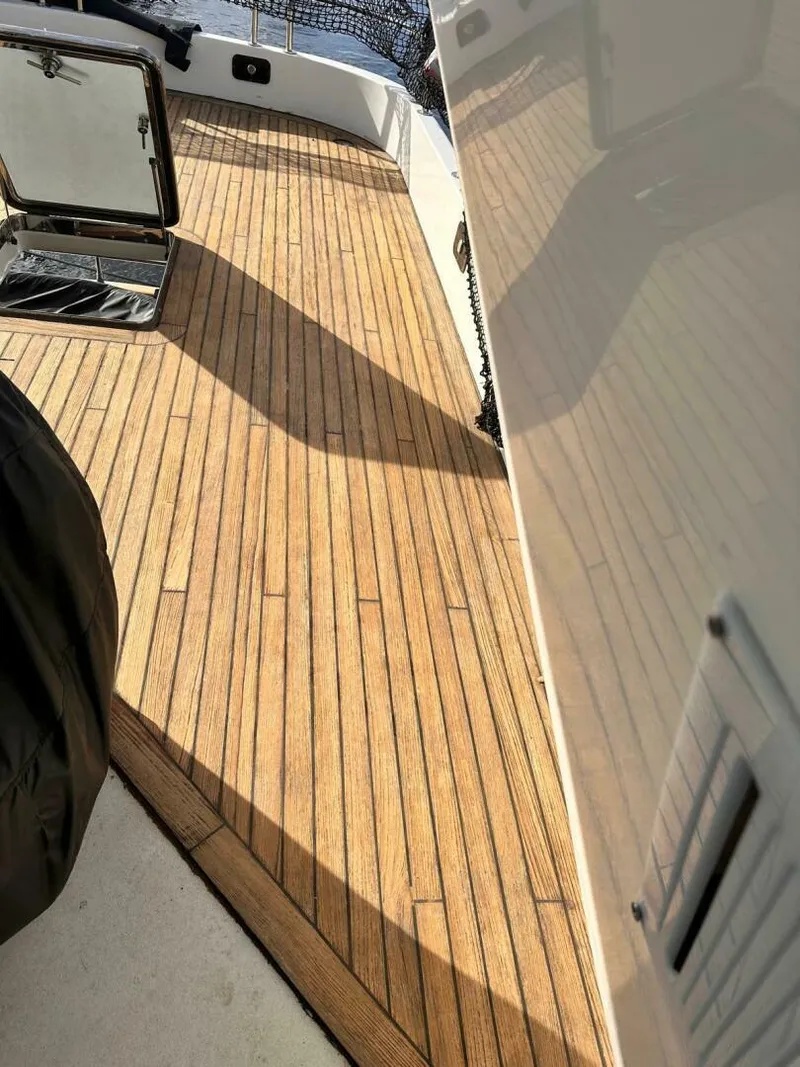 Slide: The Image of Azimut 85 1999 - 5960066