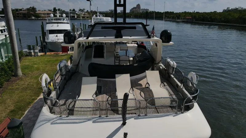 Slide: The Image of Azimut 85 1999 - 4773766