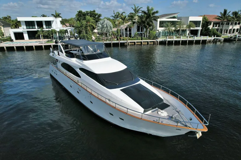 Slide: The Image of Azimut 85 1999 - 4773769