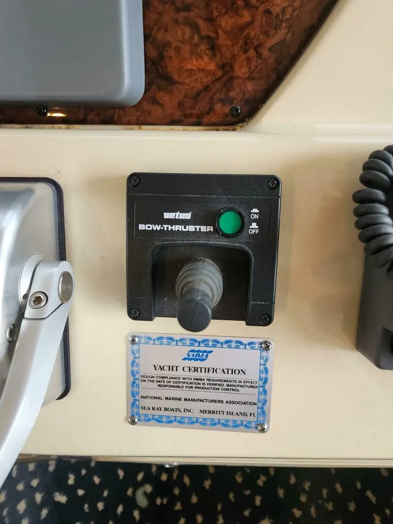 Slide: The Image of Sea Ray 54 Cockpit Motor Yacht 2001 - 4773934