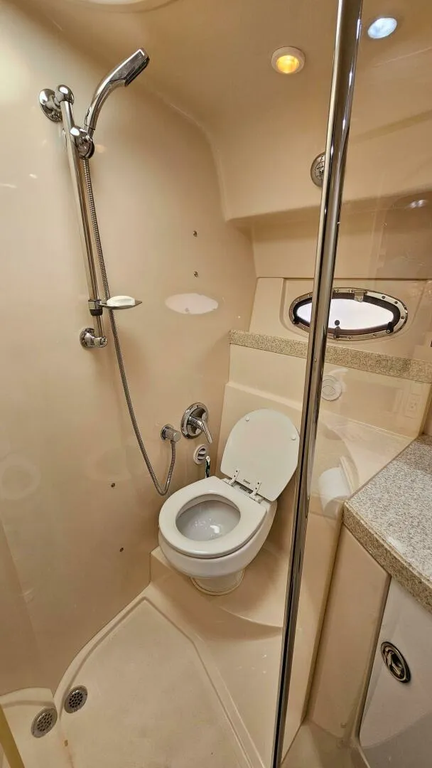 Slide: The Image of Regal 3760 Commodore 2007 - 4774556