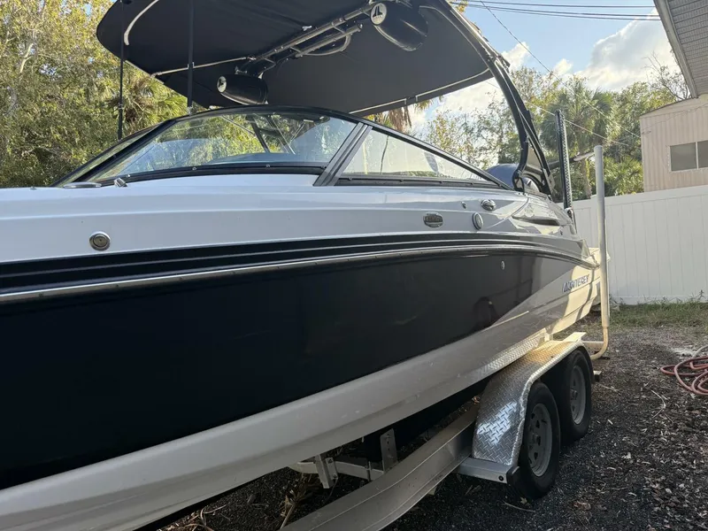 Slide: The Image of Monterey 24 2018 - 4775959