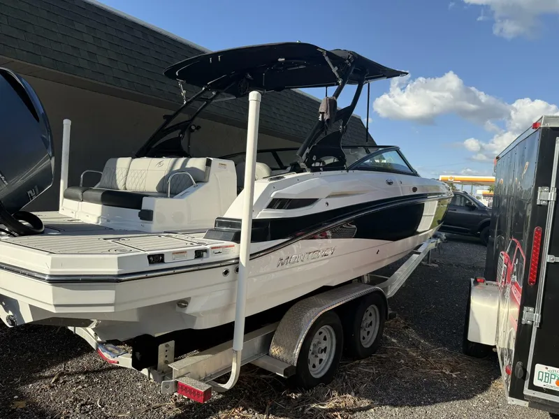 Slide: The Image of Monterey 24 2018 - 4775961