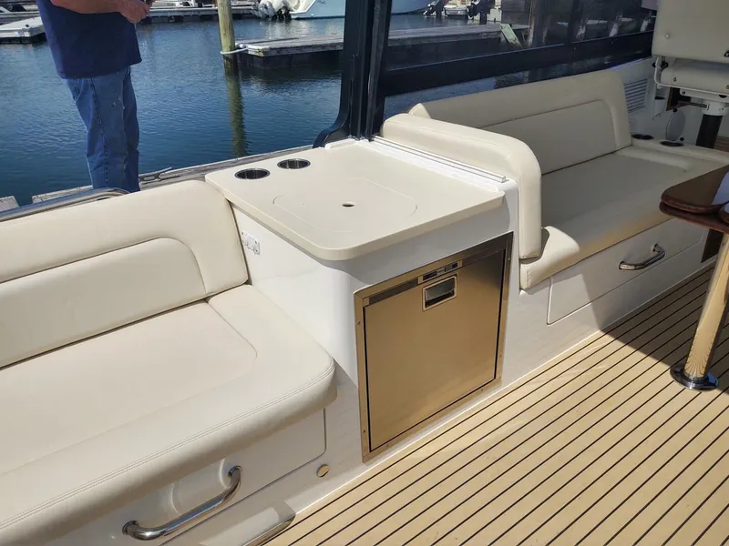 Slide: The Image of MJM 3 2022 - 4776081