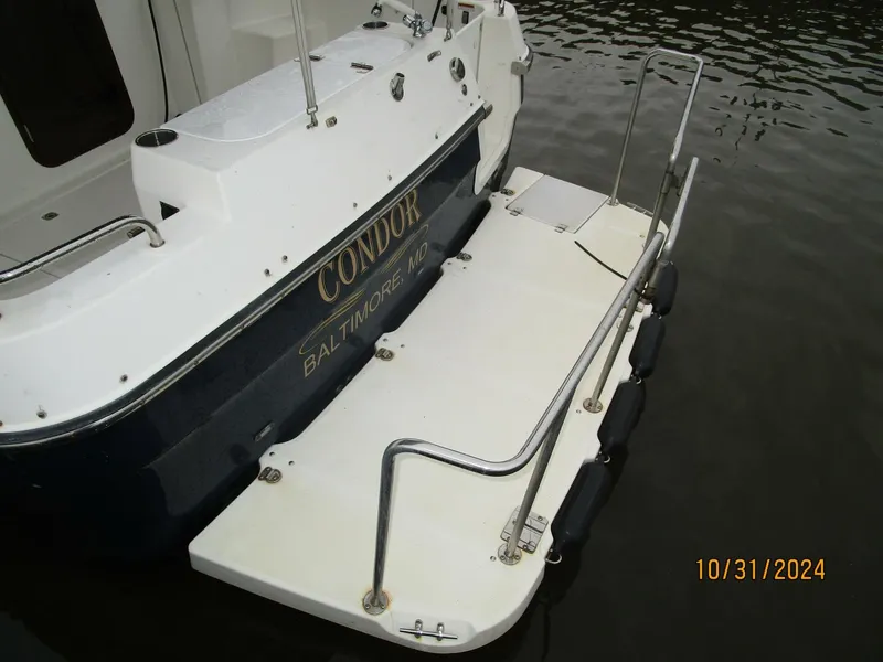 Slide: The Image of 29' Ranger Tugs swimplatform - 4776153