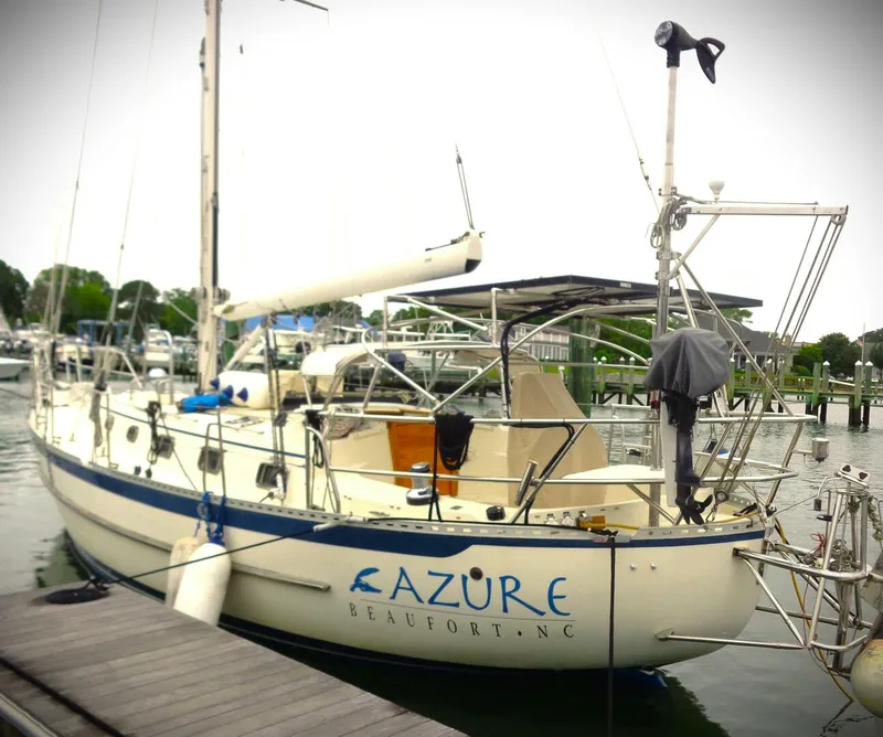 Slide: The Image of Pacific Seacraft 40 2005 - 4776224