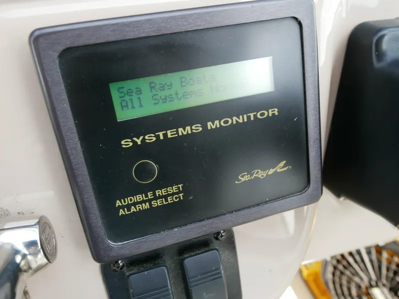 Slide: The Image of Sea Ray 360 Sundancer 2002 - 4778098