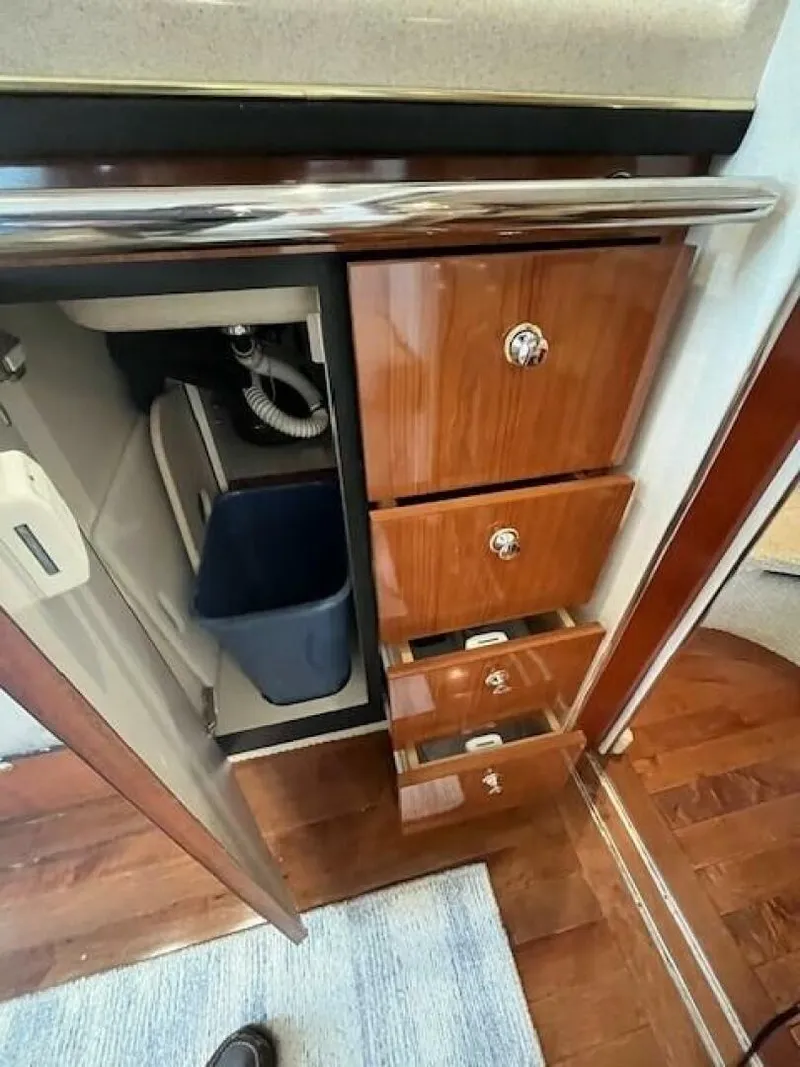 Slide: The Image of Sea Ray 360 Sundancer 2002 - 4778122