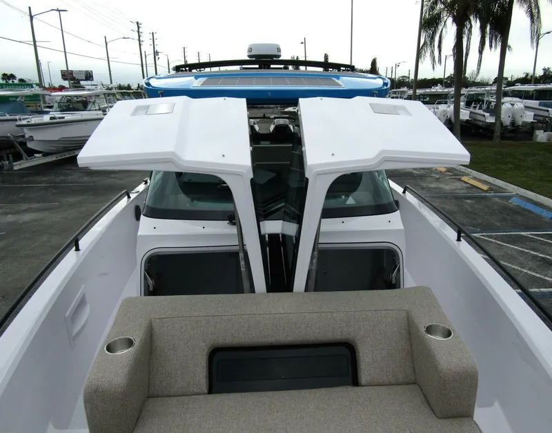 Slide: The Image of Axopar 37 Sun Top 2024 - 5283174