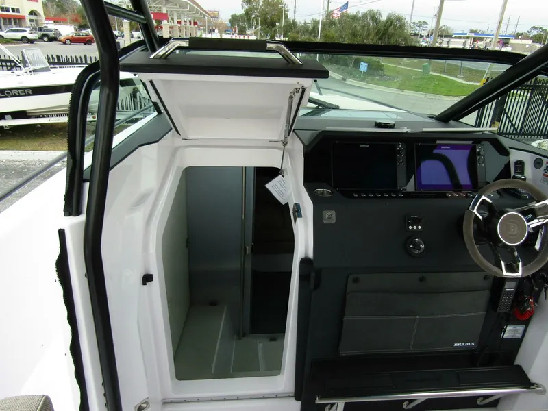 Slide: The Image of Axopar 37 Sun Top 2024 - 5283190