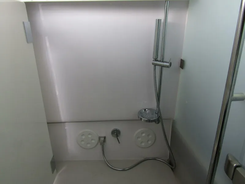 Slide: The Image of Axopar 37 Sun Top 2024 - 5283192