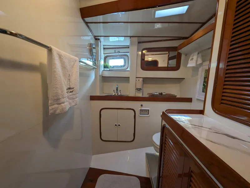 Slide: The Image of Tayana 55 1989 - 4778512