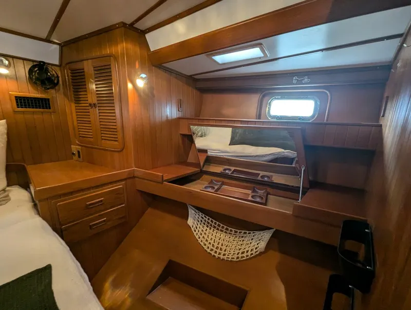 Slide: The Image of Tayana 55 1989 - 4778496