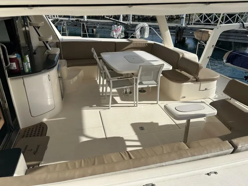 Slide: The Image of 2004 Leopard 62 - 4779518