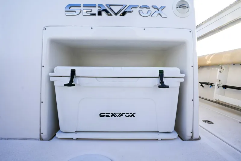 Slide: The Image of Sea Fox 328 Commander 2018 - 4781887