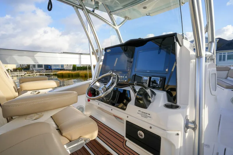 Slide: The Image of Sea Fox 328 Commander 2018 - 4781889